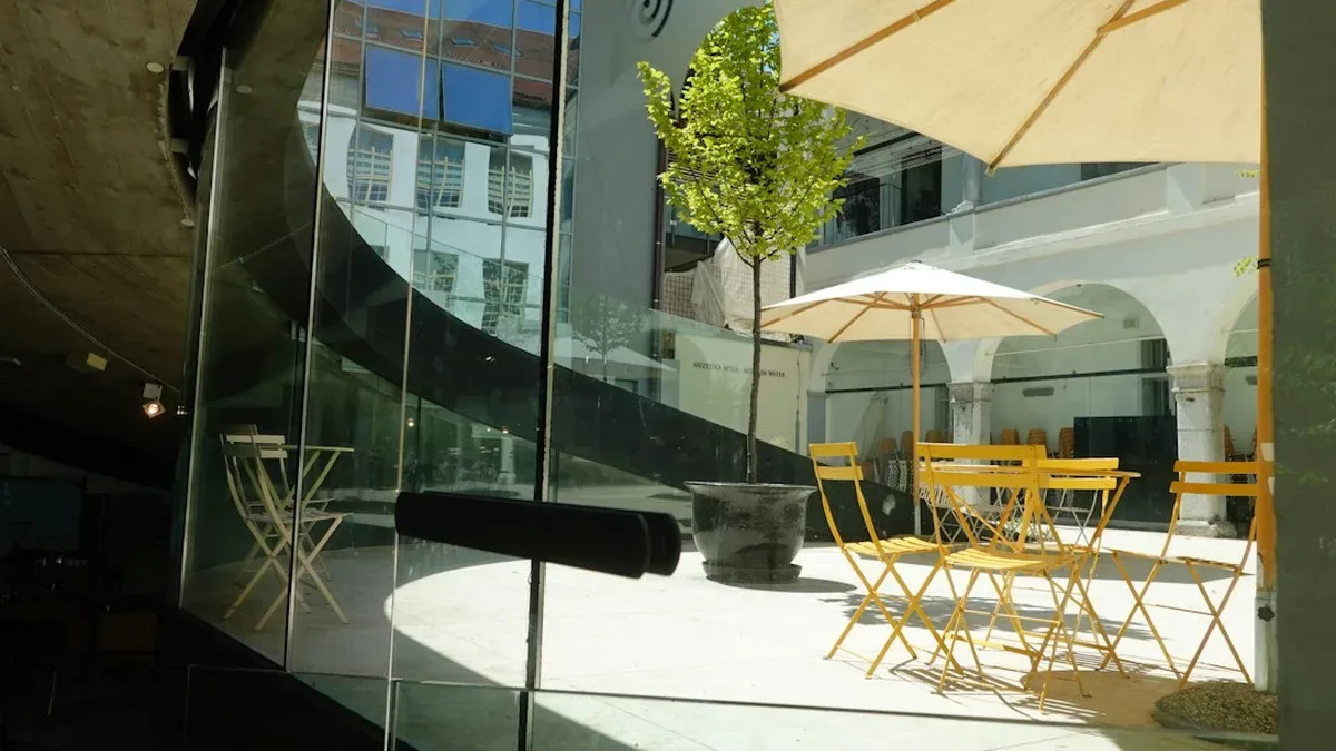 store exterieur terrasse — Store extérieur terrasse : comprendre et agir